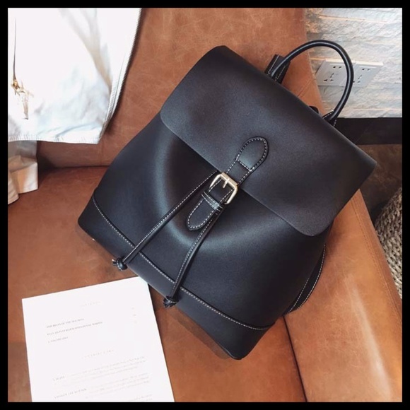 NEW NORA Bucket Backpack - Picture 2 of 8